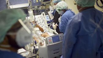 全球新冠确诊病例超1300万 专家：美疫情未有结束迹象