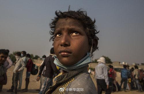 新冠疫情或致全球近千万儿童永久失学