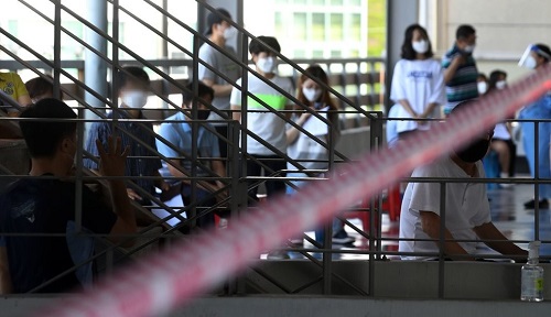 韩媒：韩国新冠疫情继续反弹新增再破60例 感染总数13479