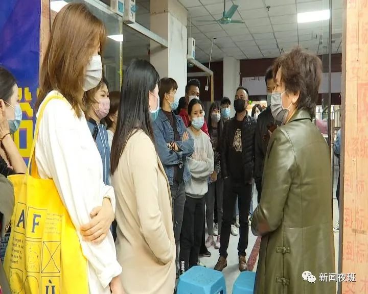 疫情影响服装生意冷淡 经营户要求免两个月摊租