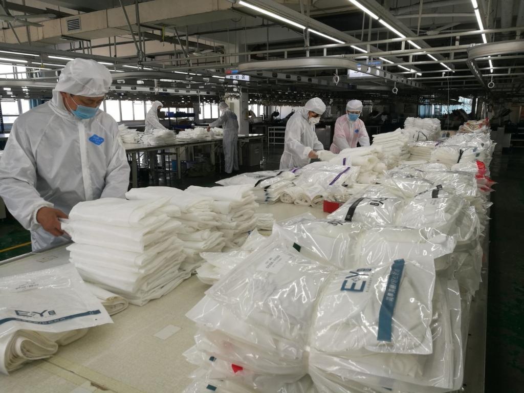 紧急转产战疫情，河南服装龙头启动防护服生产