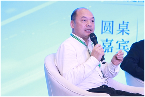 杨建国：疫情下，服装产业的难关与远景