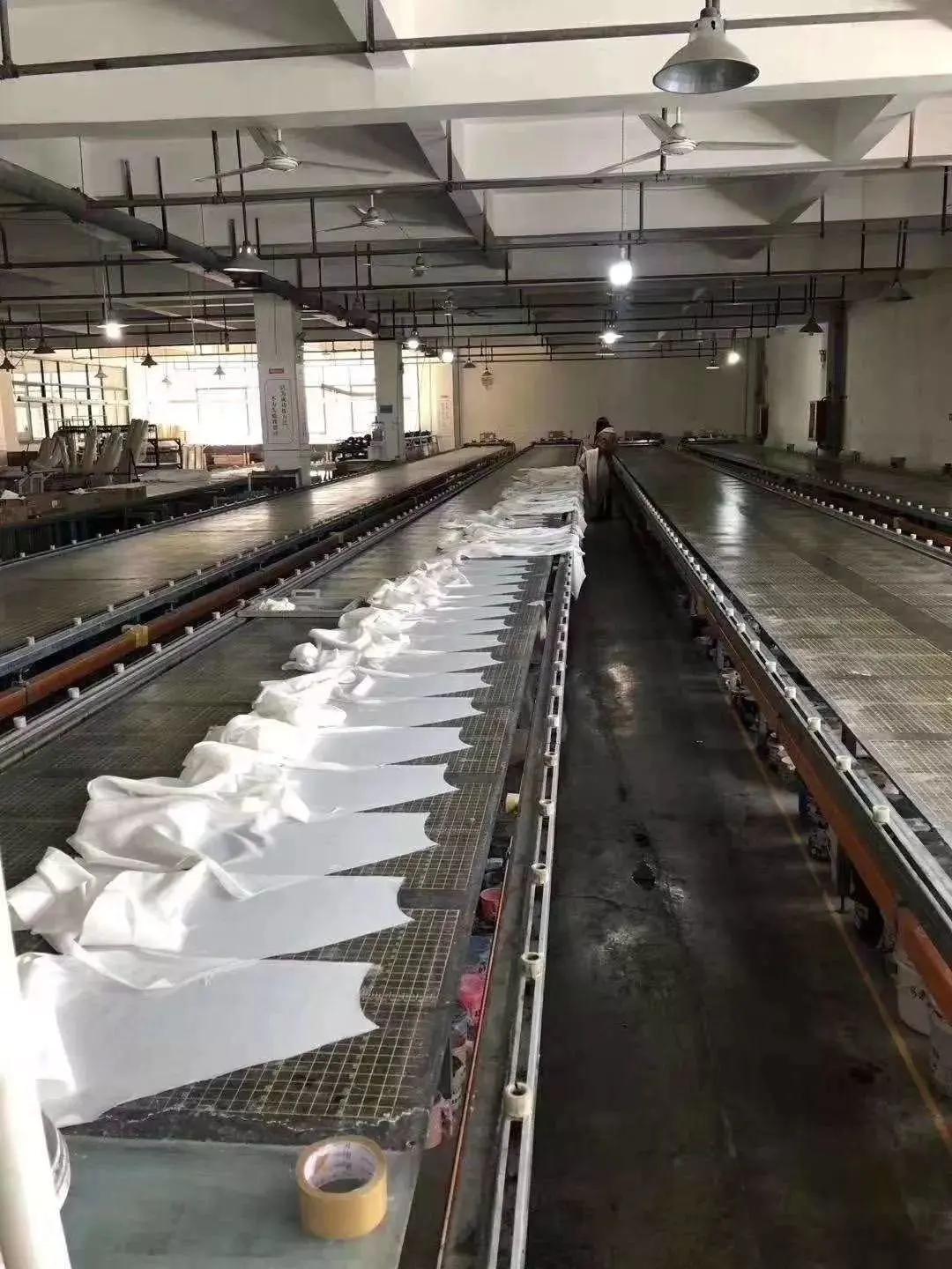 河南郑州：郑州服装行业抗击疫情行动在继续