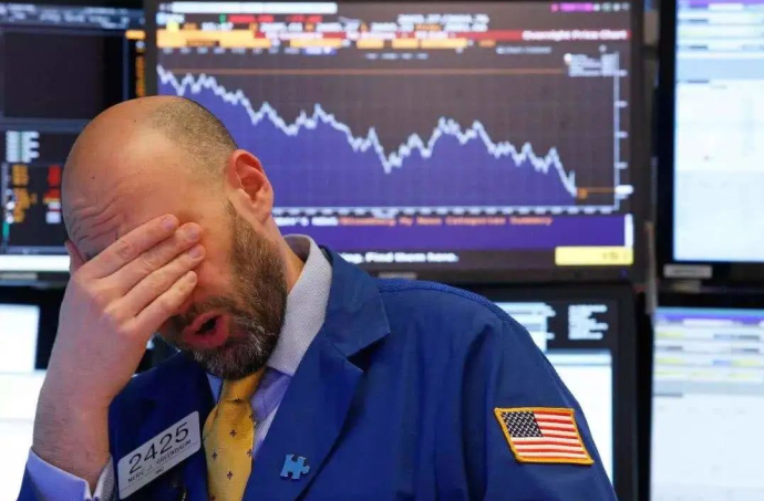 巴菲特活久见：美股10天内四次熔断！果然投资买房才靠谱！