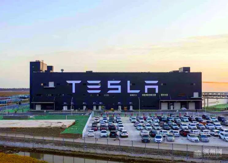 美股熔断，车企股价暴跌，特斯拉遭“腰斩”