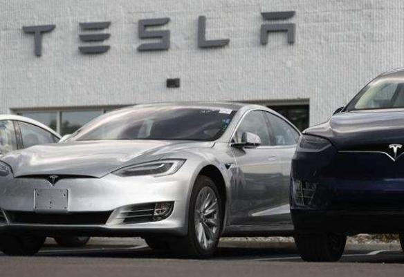 美股5次熔断，特斯拉股价遭“腰斩”，损失近千亿