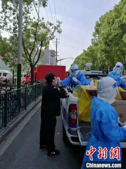 (上海战疫录)一线|援沪“抢绿”,“娘子军”医护奋战北蔡