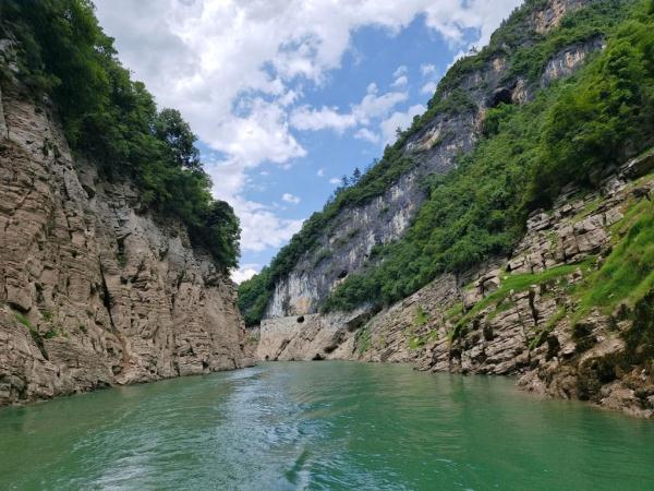 郑渝高铁助力长江三峡游复苏