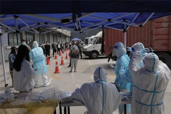 停工60多天后再开机！这两个剧组说：人生路遥，但温暖和甜蜜不远