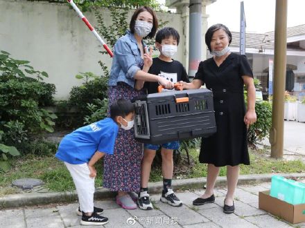 女子收养小狗2个月发现是只貉，成长中一度停止呼吸