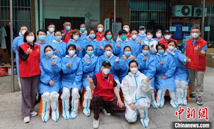 李慧娟:深入“风暴眼”的49天“战疫日记”