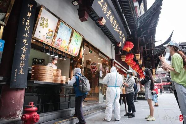 上海恒隆广场重新迎客！市民：好久没逛商场，空手回去不甘心