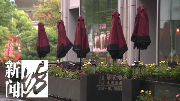 “好久没来逛商场了！”恒隆广场重新开门迎客，静安商圈6月1日后全面恢复线下营业→