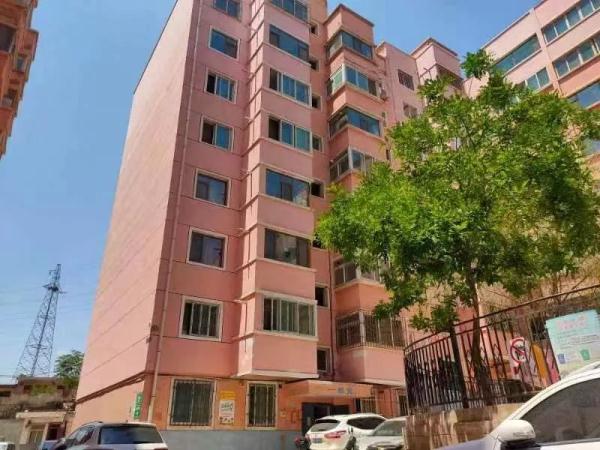 俩孩子吓得发抖,博士出手!一胳膊一个 俩孩子吓得发抖,博士出手!一胳膊一个