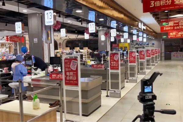 有序推进复商复市 青浦华新为沿街商铺“体检” 有序推进复商复市 青浦华新为沿街商铺“体检”