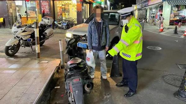 珠海炸街党凌晨准时出现,根本睡不了安稳觉,交警出手了! 珠海炸街党凌晨准时出现,根本睡不了安稳觉,交警出手了!