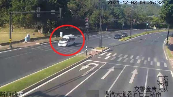 老人冬季突发急症，家人没及时打这个电话差点耽误……