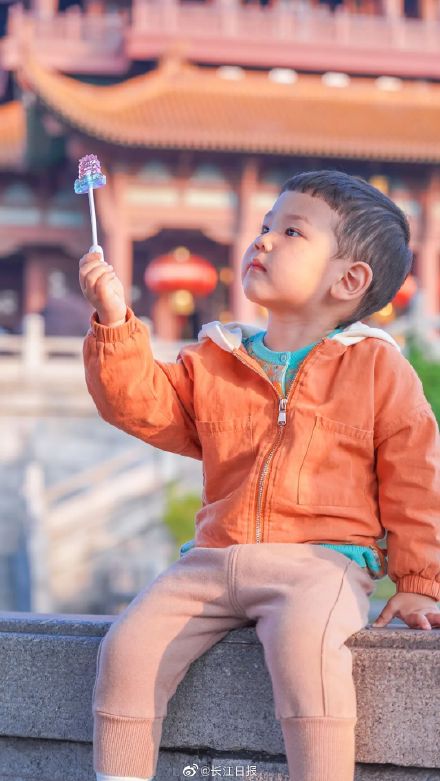 黄鹤楼发糖了，棒！