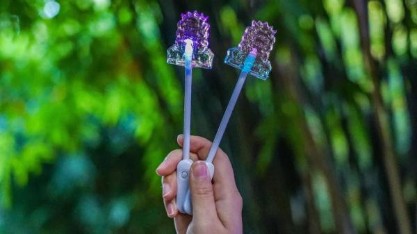 太仙了！雪糕之后，黄鹤楼再出一款美食，还会发光变色