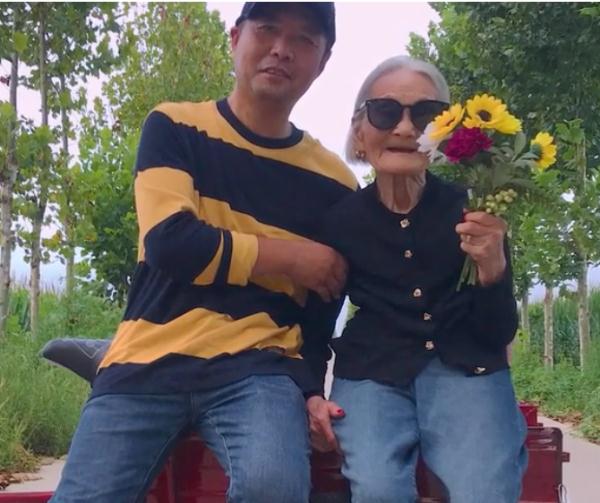 这些爷爷奶奶,太太太太酷了! 这些爷爷奶奶,太太太太酷了!