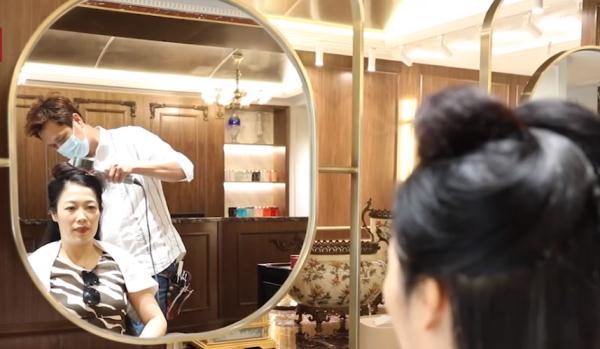 武康大楼的紫罗兰美发厅今回归，我们已经替你去烫过头了