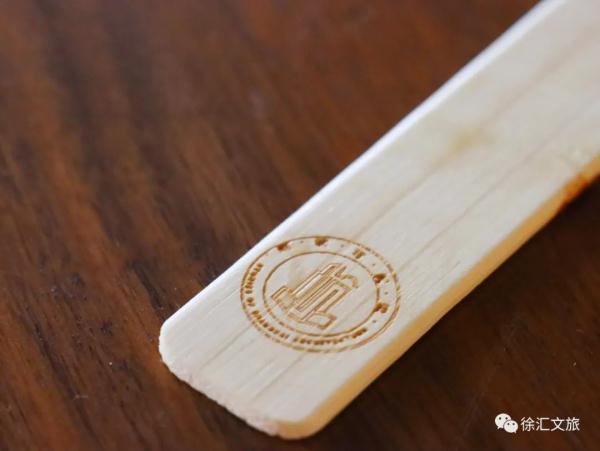 【探索】城市地标变身美食！上海文创雪糕又添新款→