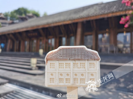 可可爱爱！重庆景区推出文创雪糕受热捧 有的一天可卖600余支