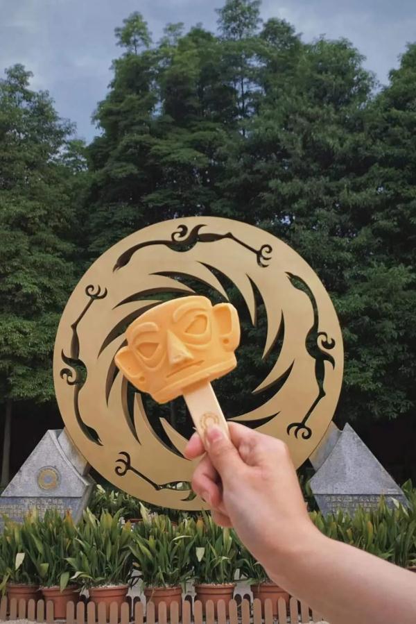 不忍下口!成都这些文创雪糕“出圈”了 不忍下口!成都这些文创雪糕“出圈”了