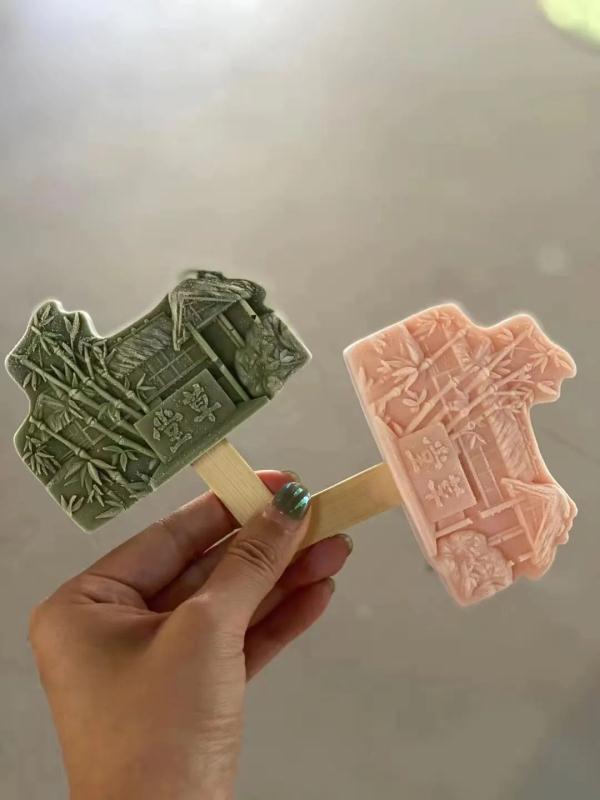 不忍下口!成都这些文创雪糕“出圈”了 不忍下口!成都这些文创雪糕“出圈”了