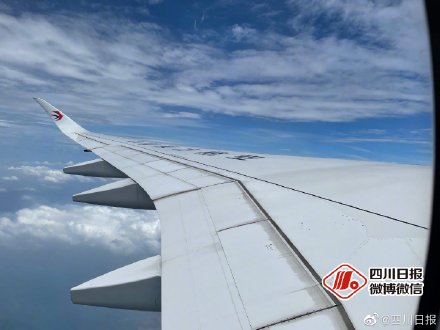 从起飞吃到降落！东航天府机场首航发三星堆雪糕