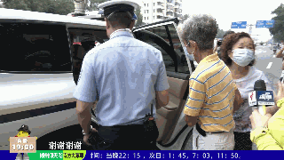 “就想出去上班!玩!”广州芳村解封,这些瞬间令人动容 “就想出去上班!玩!”广州芳村解封,这些瞬间令人动容