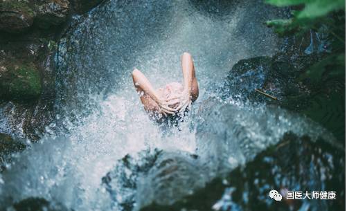 今日夏至!这三件事不得不防,这四处务必常拍!不懂规矩吃大亏 今日夏至!这三件事不得不防,这四处务必常拍!不懂规矩吃大亏