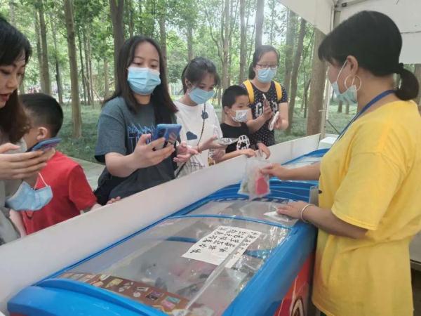 三星堆面具冰淇淋又上新啦!端午去尝“鲜”~ 三星堆面具冰淇淋又上新啦!端午去尝“鲜”~