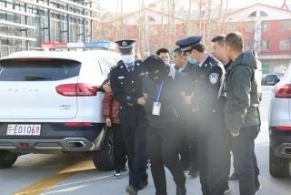 “神笔警探”林宇辉6年前画像助力打拐:宁夏被拐卖11年男童回家了 “神笔警探”林宇辉6年前画像助力打拐:宁夏被拐卖11年男童回家了