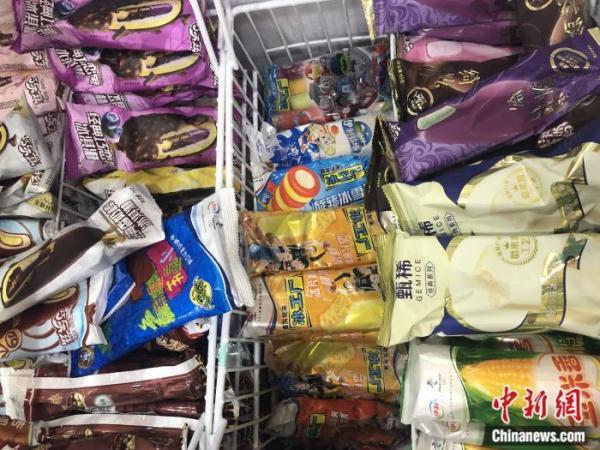 东北雪糕因一张价格表火了，一水儿低价让人眼红