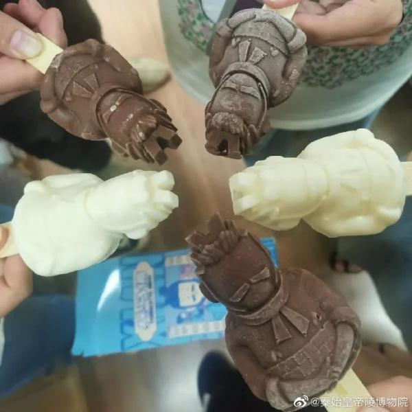 虽迟但到,兵马俑也出雪糕了 虽迟但到,兵马俑也出雪糕了