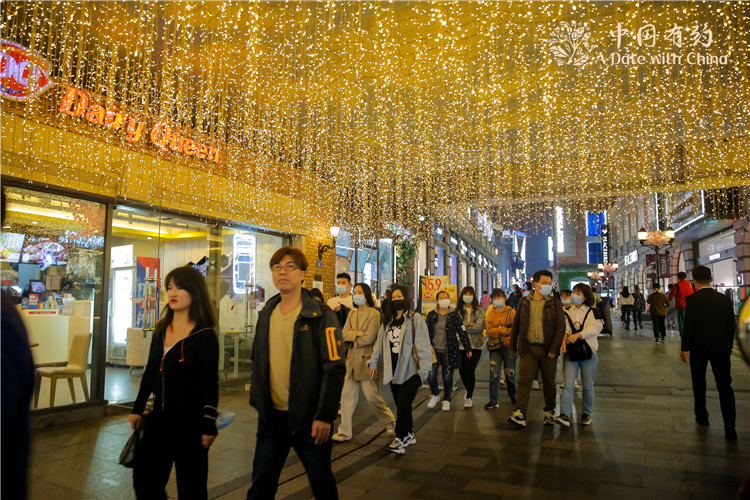 【中国有约】武汉重启:人间烟火气 最抚凡人心